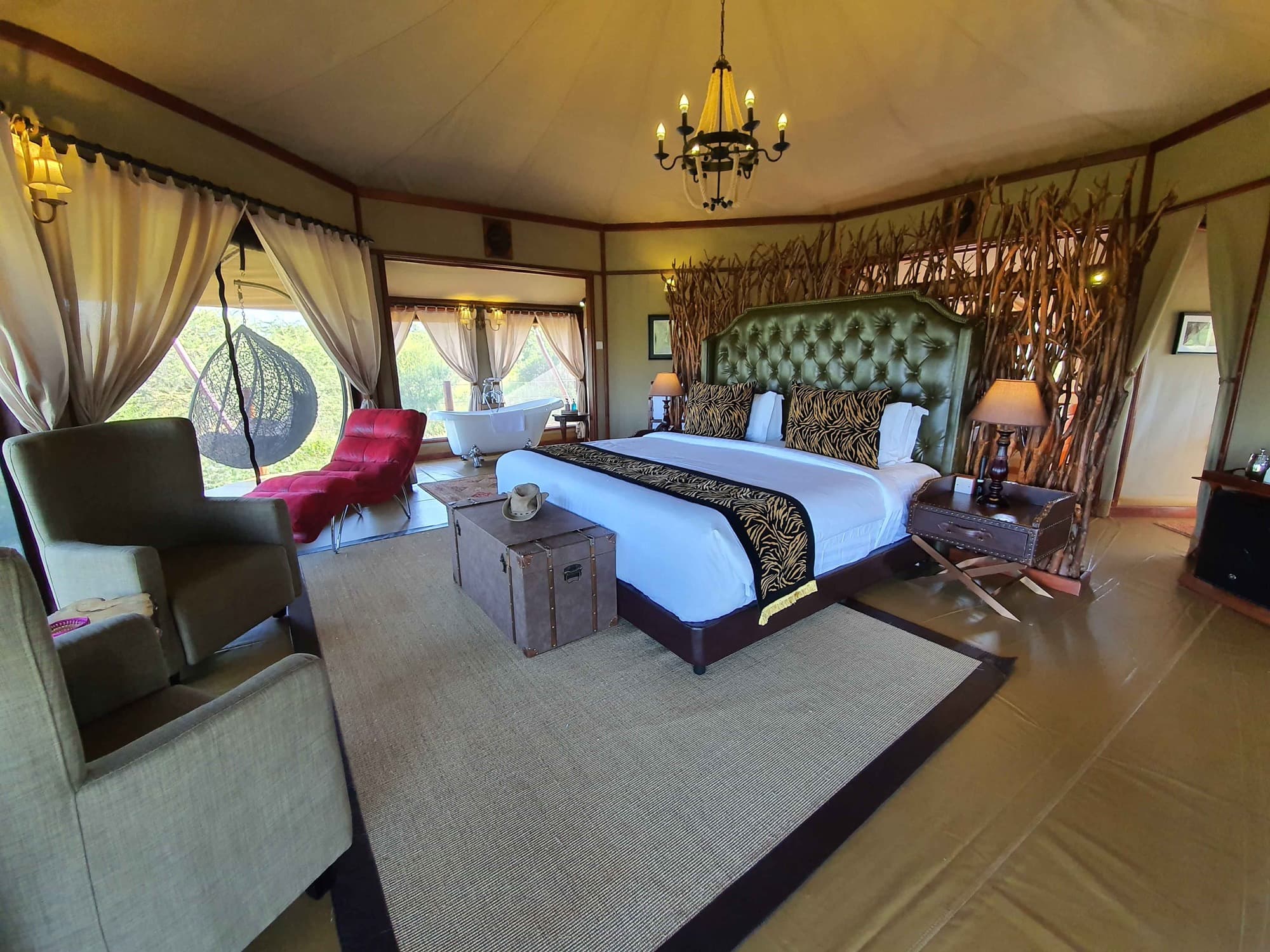 Kuro Treetops Lodge, Tarangire — 2